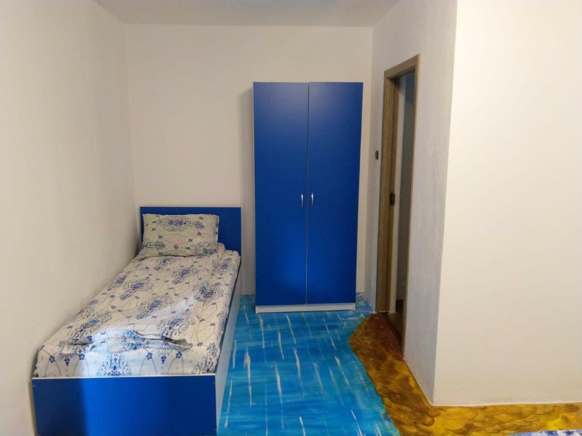 Casa Milos Si Fiul Băile Herculane Εξωτερικό φωτογραφία