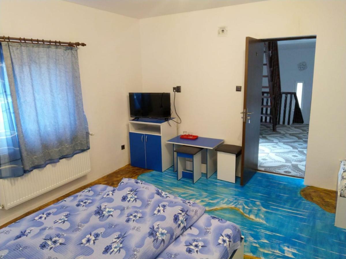 Casa Milos Si Fiul Băile Herculane Εξωτερικό φωτογραφία